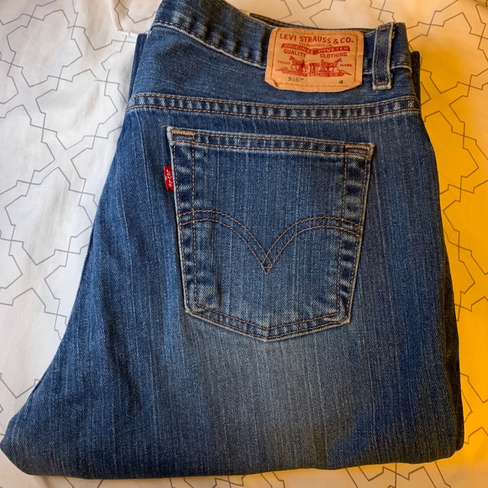 Levi’s Nouveau Boot Cut Stretch 515 Jeans